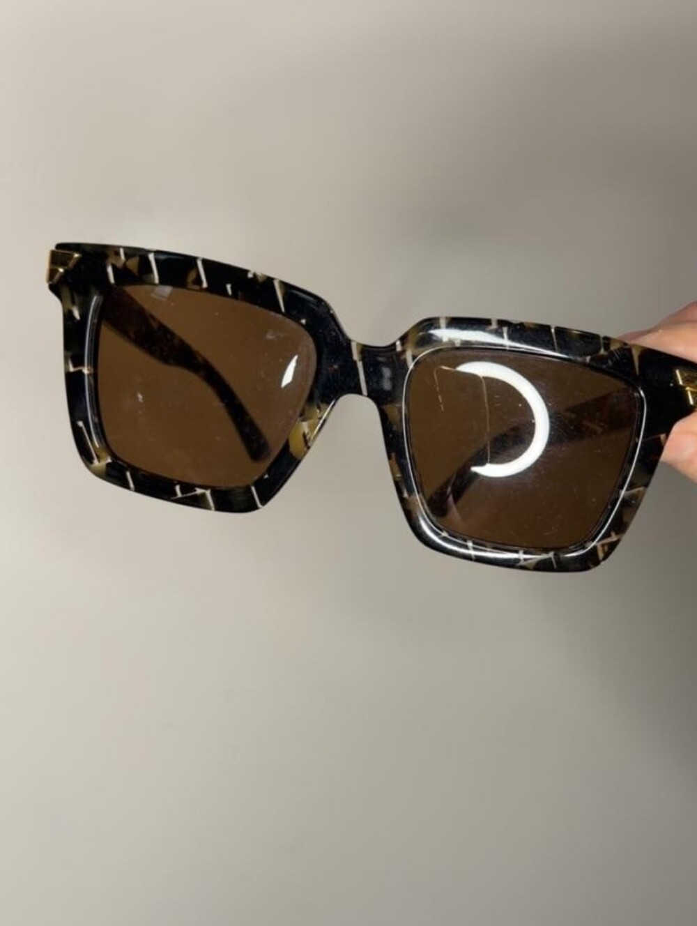 Bottega Veneta Black Tortoiseshell Square Sunglasses with Brown Lenses